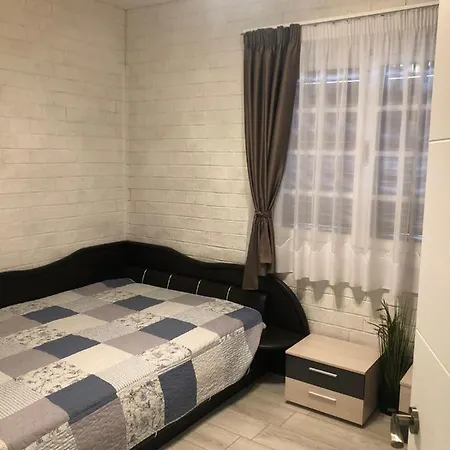 Villa Costa 2 *