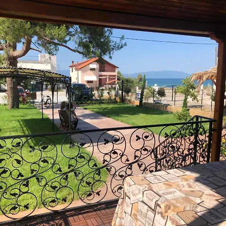 Costa 2 Villa Kariani